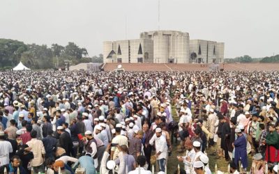 ছবিতে শরিফ ওসমান হাদির জানাজা ও দাফন